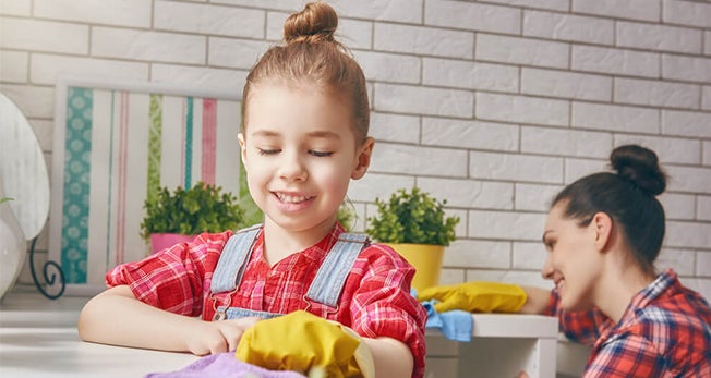 Seus filhos podem ajudar na organização de casa